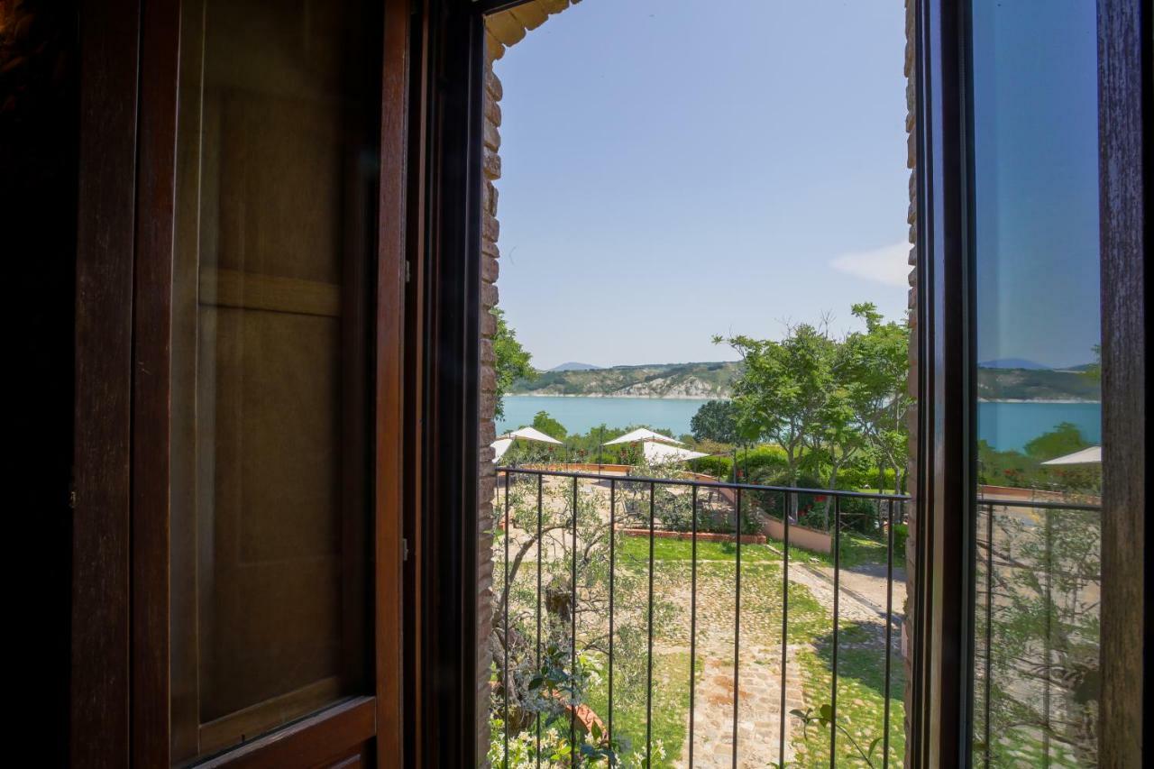 Lolivia Masseria & Ristoro Senise Exterior photo